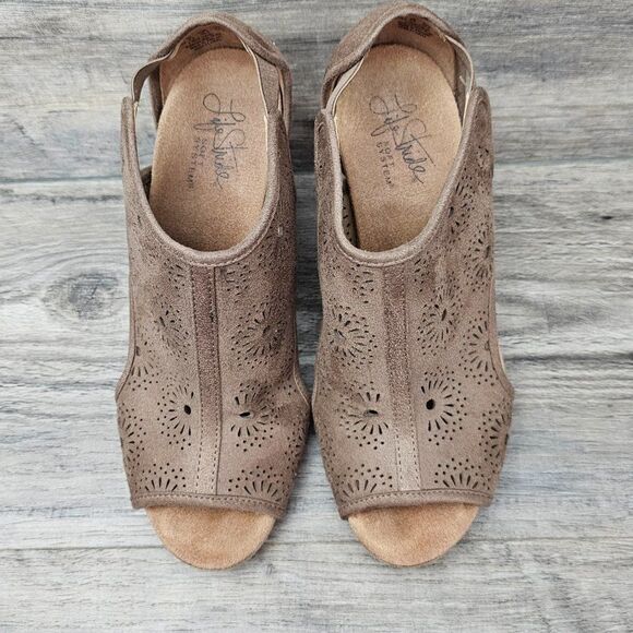 Life Stride Hinx Wedge Floral Suede Boho Sandal - Picture 7 of 11